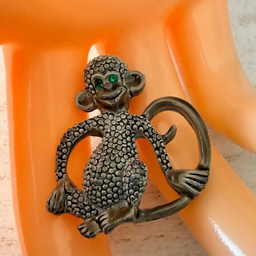 Vintage Gerry's Monkey Brooch Green Rhinestone Eyes Silver Tone Animal Pin